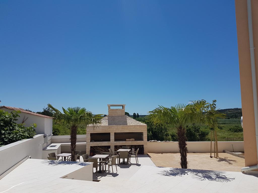 Orange Apartments Новалья Экстерьер фото