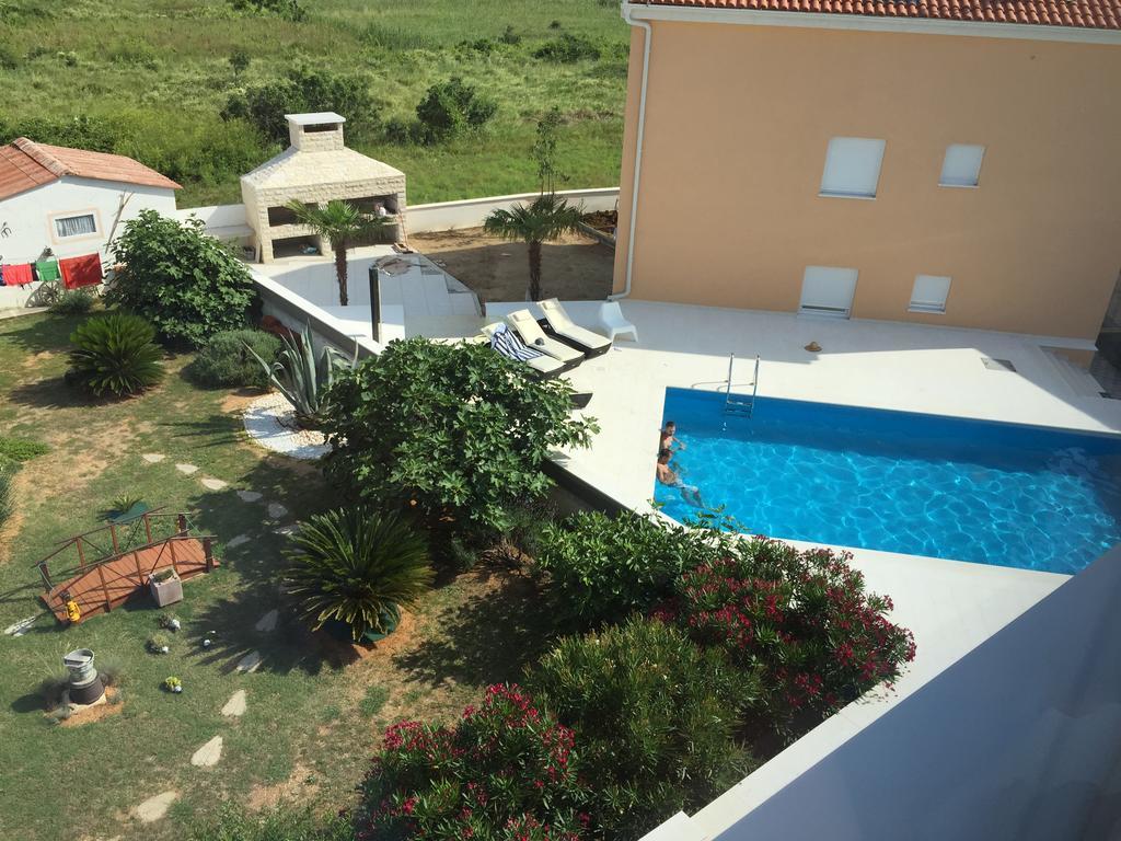 Orange Apartments Новалья Экстерьер фото